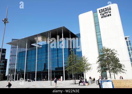 BBC Cymru Wales neue Gebäude und Einkaufszentrum im Stadtzentrum, in der zentrale Platz Cardiff Wales UK KATHY DEWITT Stockfoto