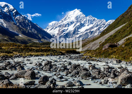 Ein Blick auf den Mount Cook von der Hooker Valley Track, Aoraki/Mt Cook National Park, South Island, Neuseeland Stockfoto