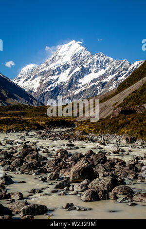 Ein Blick auf den Mount Cook von der Hooker Valley Track, Aoraki/Mt Cook National Park, South Island, Neuseeland Stockfoto