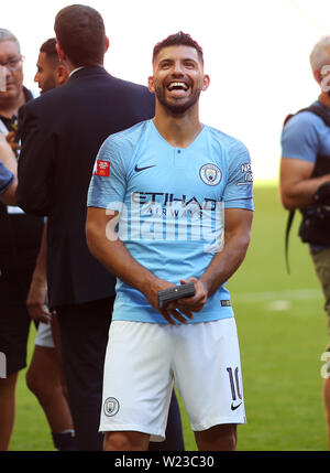 Doppelte Torschütze, Sergio Agüero von Manchester City feiert nach dem Spiel - Chelsea V Manchester City, FA Community Shield, Wembley Stadion, London (Wembley) - 5. August 2018 Stockfoto