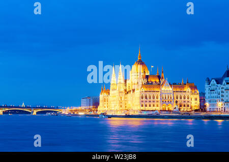 Donau Budapest ungarische Parlament Margaret Brücke Ungarn Stockfoto