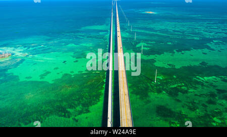 Seven Mile Bridge. Endlose Straße, Luftaufnahme, Florida Keys. USA. Stockfoto