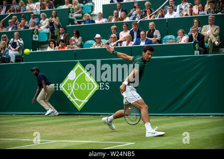 Stoke Poges, Buckinghamshire, Großbritannien. 25. Juni 2019. Weltweit die Nummer 1 Novak Djokovic (SRB) Öffnet das Boodles in Stoke Park Country Club, Hotel und Spa. Credit: Maureen McLean/Alamy Stockfoto