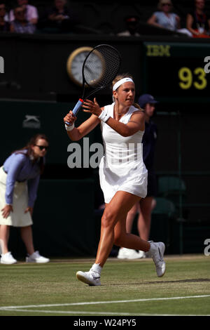 London, Großbritannien. 05. Juli, 2019. Wimbledon, 5. Juli 2019 - Victoria Azarenka während ihres Gleichen gegen Simona Halep heute in Wimbledon. Halep gewann das Spiel in drei Saetzen. Quelle: Adam Stoltman/Alamy leben Nachrichten Stockfoto