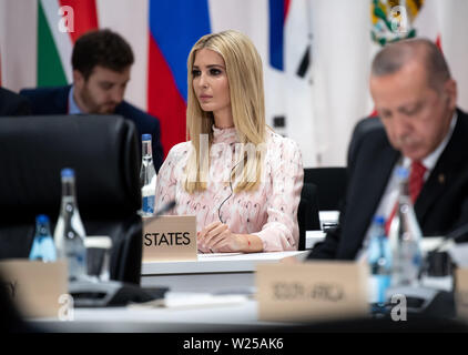 Osaka, Japan. 29 Juni, 2019. Ivanka Trump, Tochter des US-Präsidenten Donald Trump auf dem G20-Gipfel in Osaka, Japan, am 29. Juni 2019. Quelle: Bernd von Jutrczenka/dpa/Alamy leben Nachrichten Stockfoto