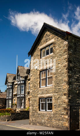 UK, Cumbria, Sedbergh, Back Lane, erhebliche aus Stein gebauten Gebäude gegenüber Sedbergh School Library Stockfoto