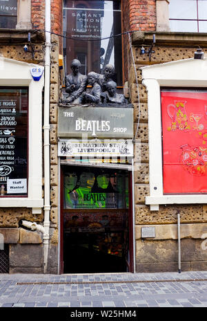 Liverpool Merseyside, UK: The Beatles shop In der Mathew Street Stockfoto