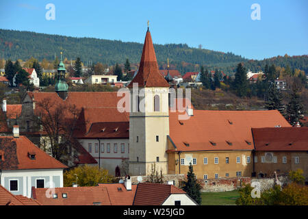 Minoritenkloster mit der Kirche von Corpus Christi, Český Krumlov, Tschechische Republik, Europa Stockfoto