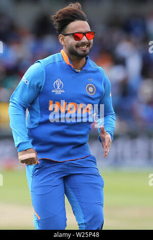 Leeds, Großbritannien. 6. Juli, 2019. Rishabh Pant von Indien während der ICC Cricket World Cup 2019 Übereinstimmung zwischen Indien und Sri Lanka im Emerald Headingley Leeds am Samstag, den 6. Juli 2019. (Credit: Mark Fletcher | MI Nachrichten) Credit: MI Nachrichten & Sport/Alamy leben Nachrichten Stockfoto