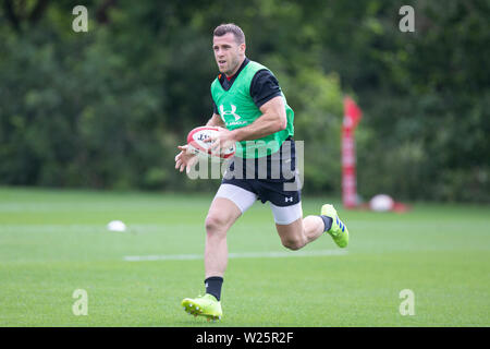 Hensol, Wales, UK. 6. Juli 2019. Gareth Davies in Wales national Rugby Team Training bei Vale Resort vor einer Pre-Wm test-Serie. Credit: Mark Hawkins/Alamy leben Nachrichten Stockfoto