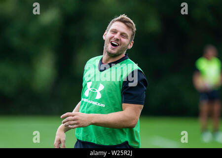 Hensol, Wales, UK. 6. Juli 2019. Dan Biggar während Wales national Rugby Team Training bei Vale Resort vor einer Pre-Wm test-Serie. Credit: Mark Hawkins/Alamy leben Nachrichten Stockfoto