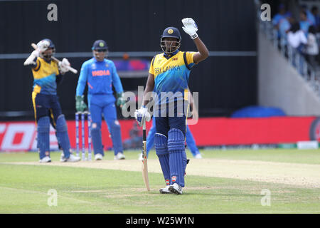 Leeds, Großbritannien. 6. Juli, 2019. Angelo Mathews von Sri Lanka während der ICC Cricket World Cup 2019 Übereinstimmung zwischen Indien und Sri Lanka im Emerald Headingley Leeds am Samstag, den 6. Juli 2019. (Credit: Mark Fletcher | MI Nachrichten) Credit: MI Nachrichten & Sport/Alamy leben Nachrichten Stockfoto