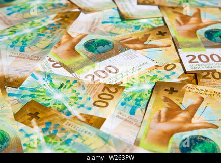 Sammlung der barnd neue Schweizer 200 Franken Banknoten (2018) Stockfoto