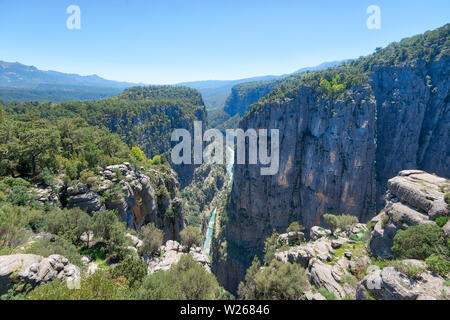 Tazi Canyon Blue River im April 2019 rn" in hdr getroffen wurden Stockfoto