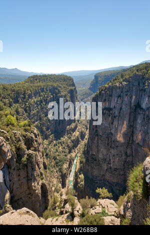 Tazi Canyon Blue River im April 2019 rn" in hdr getroffen wurden Stockfoto