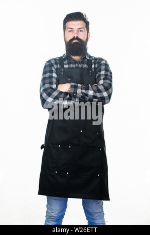 Tiefe Denker. Selbständige Arbeiter seine Arme, gekreuzt. Sicher mann Arbeiter oder Angestellter. Grill Arbeiter tragen Grill Schürze. Barbershop oder Friseursalon Arbeiter. Friseur- oder Herd in Arbeit Schürze. Stockfoto