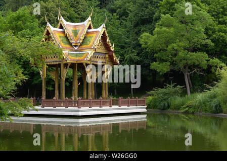Thai Sala Heiligtum Am Westpark in München, Deutschland Stockfoto