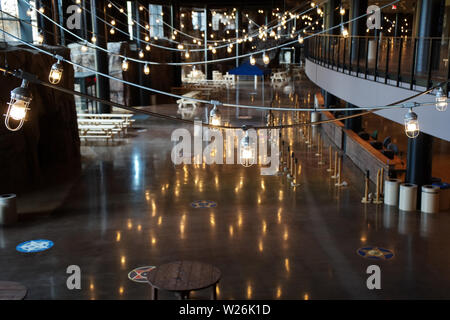 Verona, WI USA. Apr 2018. Einige der ungewöhnlichen themenbezogener Innenausstattung von Epic Software Campus Gebäude. Stockfoto