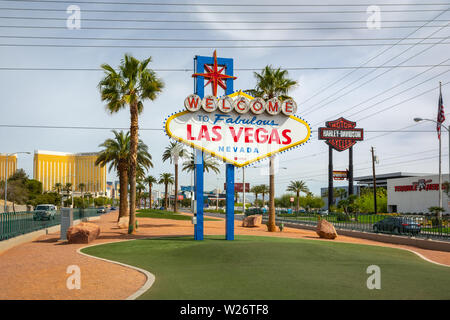 LAS VEGAS, Nevada - April 8, 2019: Der berühmte Willkommen im fabelhaften Las Vegas anmelden. USA Stockfoto