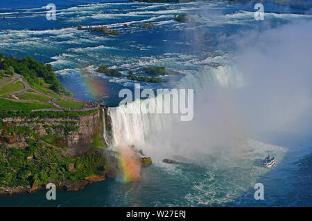 Luftaufnahmen von Horseshoe Falls in Niagara Falls, Ontario, Kanada Stockfoto