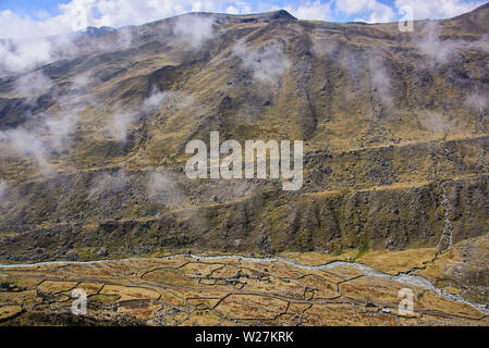Landschaft entlang der Cordillera Real mountain range, Bolivien Stockfoto