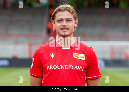 Berlin, Deutschland. 06 Juli, 2019. Fußball, Bundesliga: Fototermin 1. FC Union Berlin für die Saison 2019/20 th Julian Ryerson Credit: Andreas Gora/dpa/Alamy leben Nachrichten Stockfoto