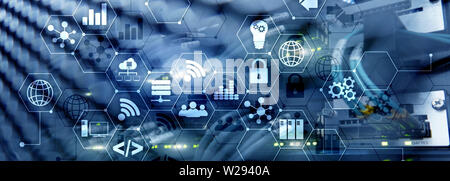 Ikt - Informations- und Telekommunikationstechnik und IOT - Internet der Dinge Konzepte. Diagramme mit Symbolen auf serverraum Hintergründe. Stockfoto