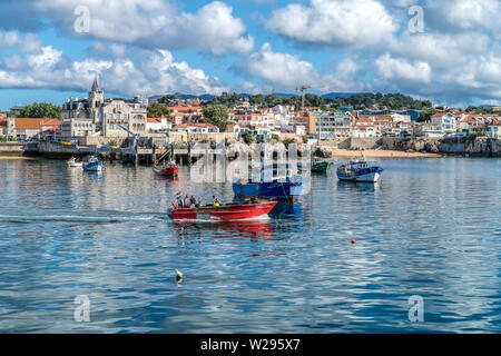 Seaside Stadtbild von Cascais city im Sommer Tag. Gemeinde Cascais, Portugal Stockfoto