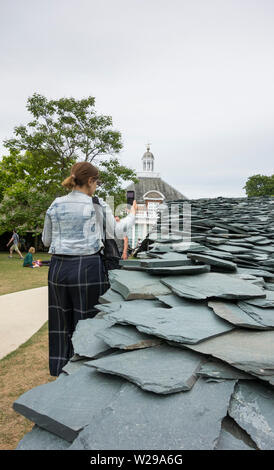 Cumbrian Schiefer Fliesen auf der Serpentine Gallery Pavilion 2019 Von Junya Ishigami, London, Vereinigtes Königreich, Stockfoto