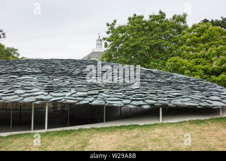 Cumbrian Schiefer Fliesen auf der Serpentine Gallery Pavilion 2019 Von Junya Ishigami, London, Vereinigtes Königreich, Stockfoto