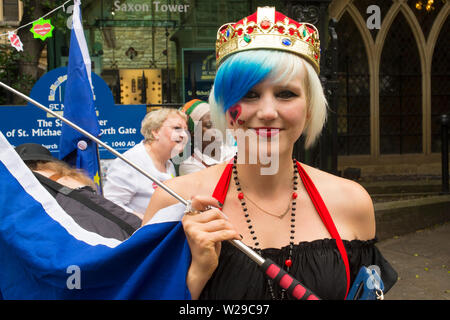 Vom 6. Juli 2019 - Oxford, UK-Madeleina Kay (EU SuperGirl) Oxford Besuch für Europas Straße Cornmarket Street Stall. Stockfoto