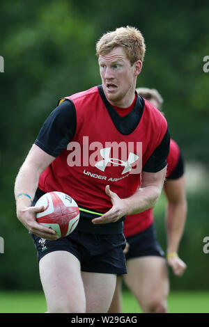 Cardiff, Großbritannien. 06 Juli, 2019. Rhys Patchell von Wales. Wales Rugby Team Training im Vale Resort Hensol, in der Nähe von Cardiff, South Wales am Samstag, den 6. Juli 2019. Die Gruppe vorbereiten für den Rugby World Cup 2019 in diesem Herbst pic werden von Credit: Andrew Obstgarten/Alamy leben Nachrichten Stockfoto