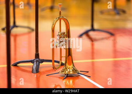 Ein flügelhorn stehen auf einem Instrument gespielt werden Stockfoto