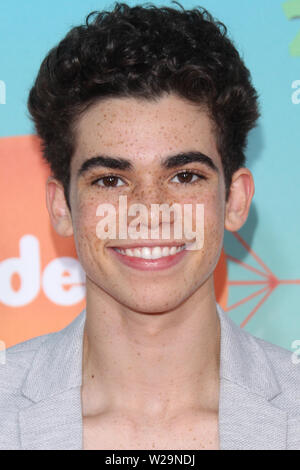 *** Foto *** SCHAUSPIELER CAMERON BOYCE HAT VERSTARB IM ALTER VON 20 JAHREN ANGEBLICH ALS ERGEBNIS EINER BESCHLAGNAHME. INGLEWOOD, CA - 12. März: Cameron Boyce am Nickelodeon Kids' Choice Awards 2016 im Forum am 12. März 2016 in Inglewood, Kalifornien. Quelle: MPI 24/MediaPunch Credit: MediaPunch Inc/Alamy leben Nachrichten Stockfoto