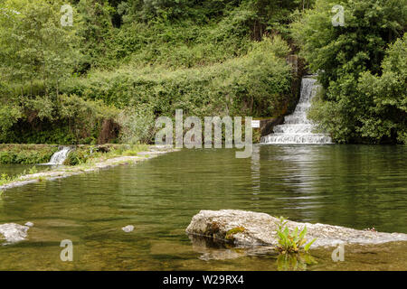 Póvoa de Lanhoso, Fluss Strand von Rola Rio Ave Stockfoto