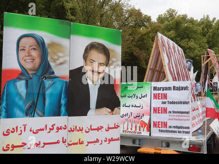 Demonstration von Exil Iraner gegen das Mullah-regime in Teheran am 6. Juli in Berlin. Stockfoto