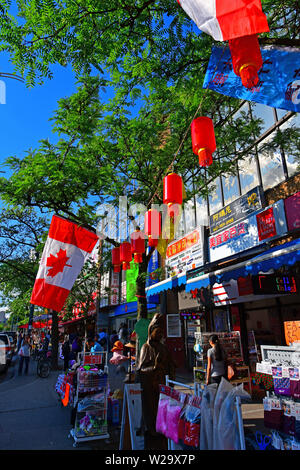 Straßenszenen von Chinatown in Toronto, Ontario, Kanada Stockfoto