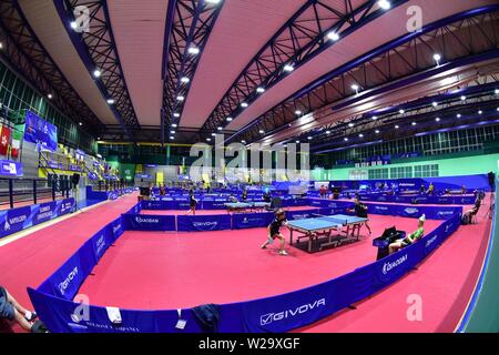 Pozzuoli, Italien. 07 Juli, 2019. Die Athleten, die ich während des Spiels von Tischtennis der Sommer-universiade Gleiches am PalaTrincone in Pozzuoli (Neapel). Credit: Paola Visone/Pacific Press/Alamy leben Nachrichten Stockfoto