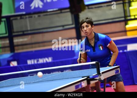 Pozzuoli, Italien. 07 Juli, 2019. Die italienischen Spieler Veronica Mosconi während der Partie Tischtennis der Sommer-universiade Übereinstimmung zwischen Italien und Polen an der PalaTrincone in Pozzuoli (Neapel). Credit: Paola Visone/Pacific Press/Alamy leben Nachrichten Stockfoto