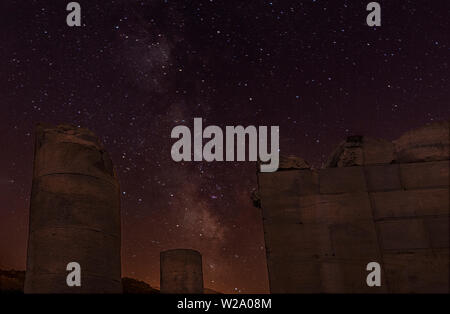 Tempel der Artemis Nacht langzeitbelichtung Sterne schießen Stockfoto