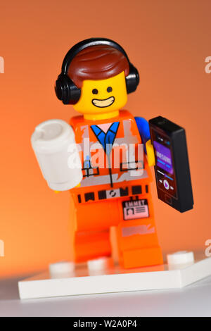 Lego Film 2 Figuren Emmet Brickowski Stockfoto