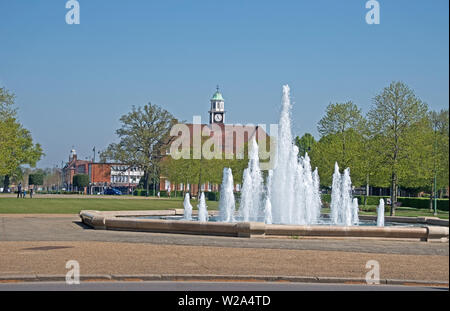 Letchworth Garden City Hertfordshire Brunnen Broadway Garten Stockfoto