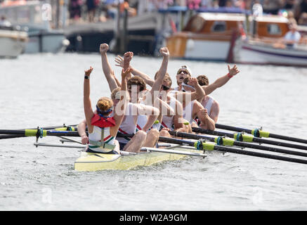 Henley on Thames, Großbritannien, 7. Juli 2019, Thames Ruderclub ein Gewinn der Themse Trophäe auf Finale Tag an der Henley Royal Regatta. Allan Staley/Alamy leben Nachrichten Stockfoto