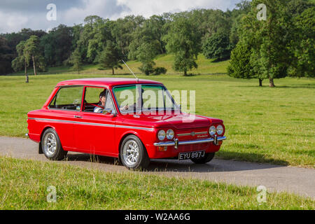 Britischer Sunbeam-IMP-Motor der 1969 60s 60er Jahre, 2-türig-Cabriolet-Benzin-Schaltgetriebe, 875cc 2DR. Klassiker, historische, Oldtimer-Motoren und Sammlerstücke auf der diesjährigen Leighton Hall, eine Gelegenheit, mehr als 500 Oldtimer auf einer der umfangreichsten und vielfältigsten Shows des Sommer-Oldtimer-Events zu sehen. Stockfoto