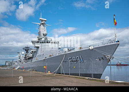 BNS Louise-Marie F931, Karel Doorman klasse Fregatte, die zu der Belgischen Marine, angedockt in Leith an OceanTerminal, Edinburgh, Schottland, Großbritannien. Stockfoto