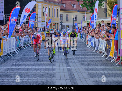 Riccardo Stacchiotti (Team Giotti Victoria-Palomar) Überqueren der Ziellinie erste der 4. Phase der Radtour Sibiu, Rumänien, 7. Juli 2019 Stockfoto