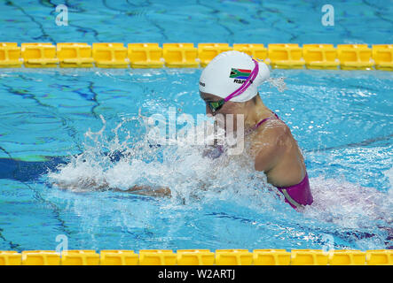 Scandone Pool, Neapel, Italien. 7. Juli 2019. 30 Sommer-universiade Wettbewerb Tag 4; Frauen 200 m Brust Semi-finale, Tatjana Rens Schoenmaker (RSA) Credit: Aktion plus Sport/Alamy leben Nachrichten Stockfoto