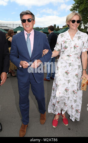 London, Großbritannien. 06 Juli, 2019. Lord und Lady Coe am Tag sechs an der Wimbledon Championships Tennis, Wimbledon, London am 6. Juli 2019 Credit: Paul Marriott/Alamy leben Nachrichten Stockfoto