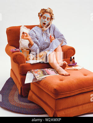 Frau tun ihr eigenes Day Spa Stockfoto