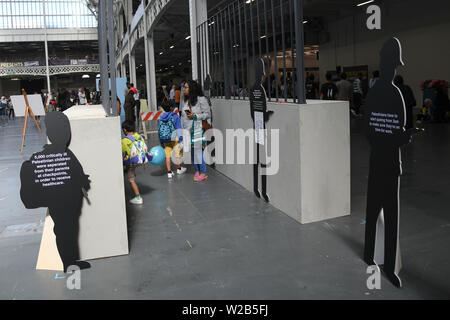 Palästina Expo haben der Welt zeigen. Die Palästinenser Menschen ist die am meisten Willensstark Menschen Menschheit im 21. Jahrhundert gesehen haben. Das Leid, Demütigung, Not und injustic die Menschheit von den Israelis Unterdrückung und ihre Entschlossenheit, die Rechte der Palästinenser, in ihre Heimat zurückzukehren ertragen kann ist nicht verhandelbar am 7. Juli 2019 in London Olympia, UK. Stockfoto